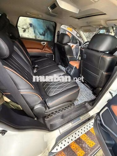 Luxgen U7 SUV 7 chỗ Tự động Xăng Trắng