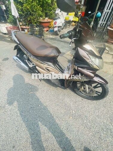 Suzuki Hayate Nâu Xe tay ga