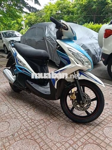 Yamaha Luvias Trắng xanh
