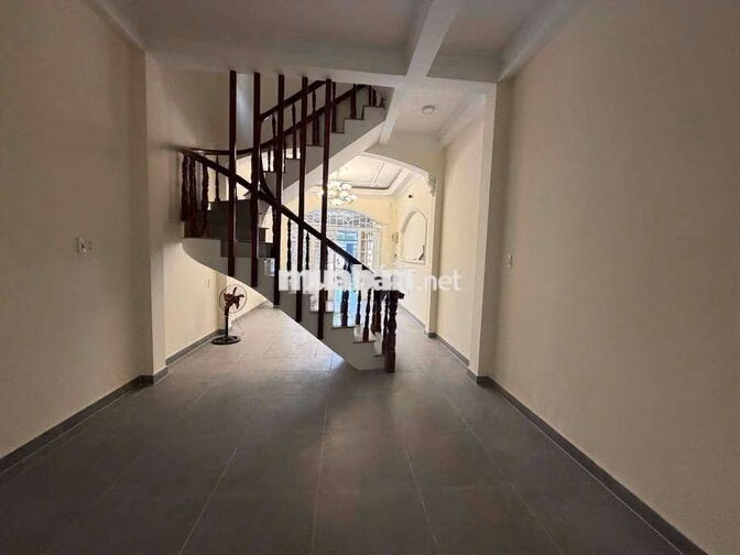 CHO THUÊ NHÀ HẺM XE HƠI ĐƯỜNG SỐ 1 P16 CŨ NGAY THỐNG NHẤT LVT