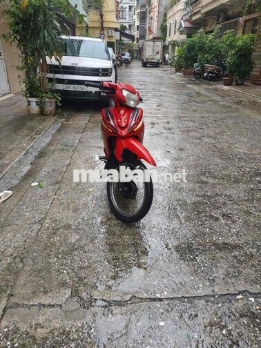 Yamaha màu Đỏ