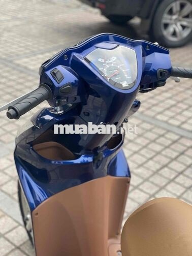 Vision 2012 zin đẹp trả trc 8tr9 nhận xe