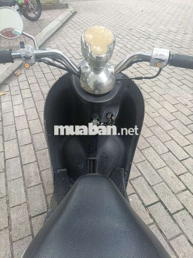 Xe tay ga 50cc Bạc Xăng