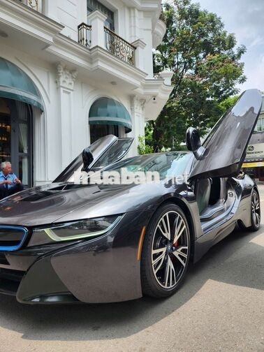 BMW i8 2015 Xám 23.456 Miles
