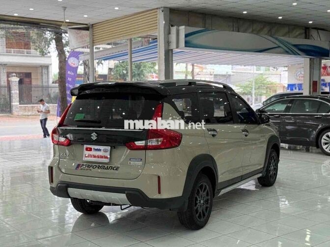 Suzuki XL7 1.5AT HYBRID 2024 Indonesia 2 màu