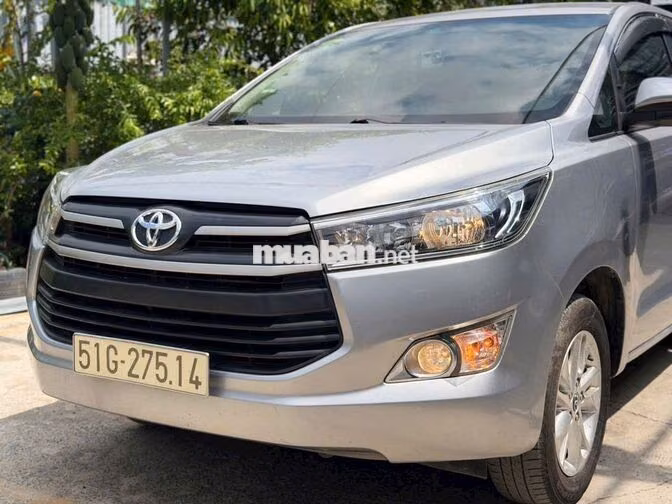 Toyota Innova 2.0E 2017 - 143,000km