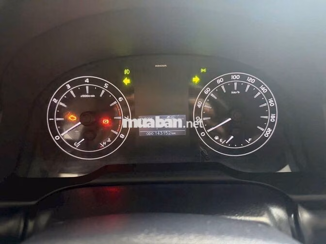 Toyota Innova 2.0E 2017 - 143,000km