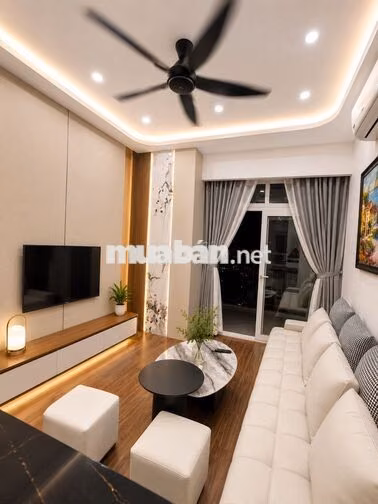 Tôi là chủ nhà!!!Cần bán chung cư 115 m2,3 PN tòa Trung Yên Plaza