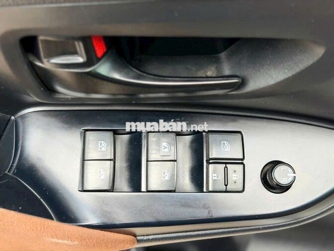 Toyota Innova 2.0E 2017 - 143,000km