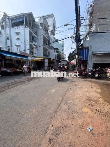 cho thuê mặt bằng góc ngã 4 mặt tiền đường số p9