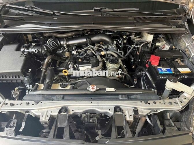 Toyota Innova 2.0E 2017 - 143,000km