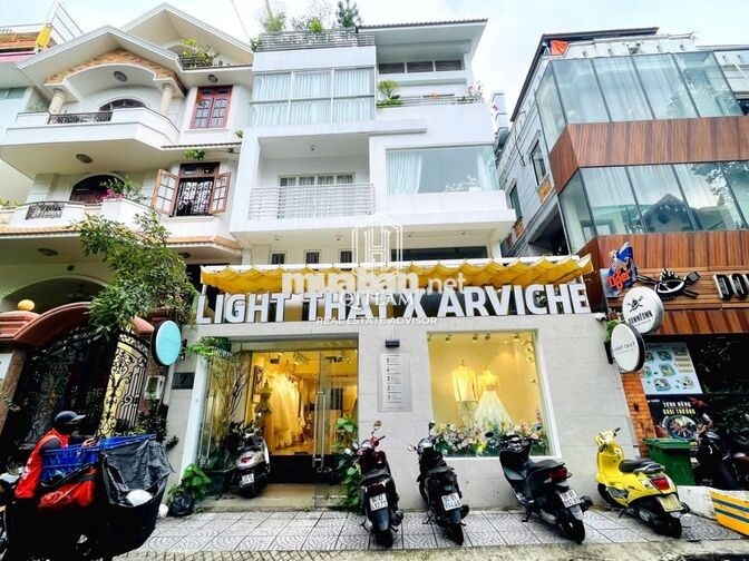 Spa, nha khoa MT Hoa Mai, PN. Dt: 8x16m, Kc: trệt 3 lầu. Gía: 75tr