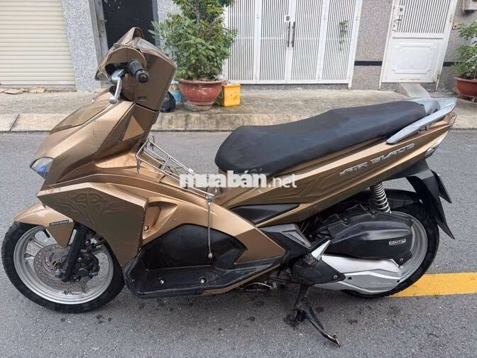 Honda Air Blade 125 2016 Vàng đồng Bs Thành Phố