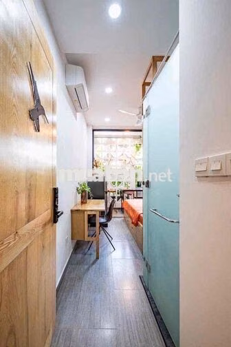 CHO THUÊ STUDIO BAN CÔNG ĐÓN NẮNG FULL NỘI THẤT NGAY TRUNG TÂM QUẬN 1