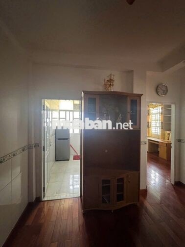 NHÀ 2PN ĐẦY ĐỦ NỘI THẤT TRẦN HƯNG ĐẠO QUẬN 1