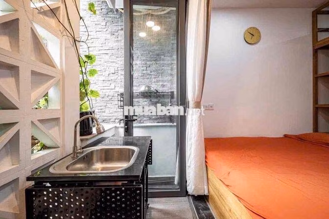CHO THUÊ STUDIO BAN CÔNG ĐÓN NẮNG FULL NỘI THẤT NGAY TRUNG TÂM QUẬN 1