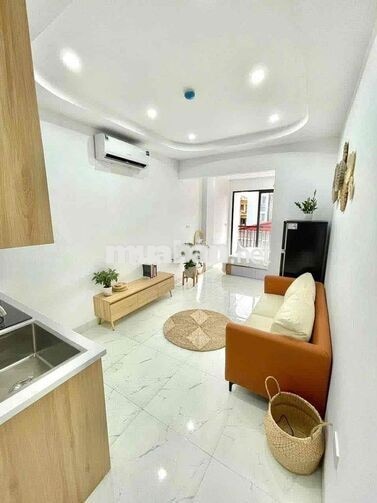 PHÒNG TRỌ CAO CẤP - FULL NỘI THẤT - CỬA SỔ THOÁNG - NGAY LÊ VĂN KHƯƠNG