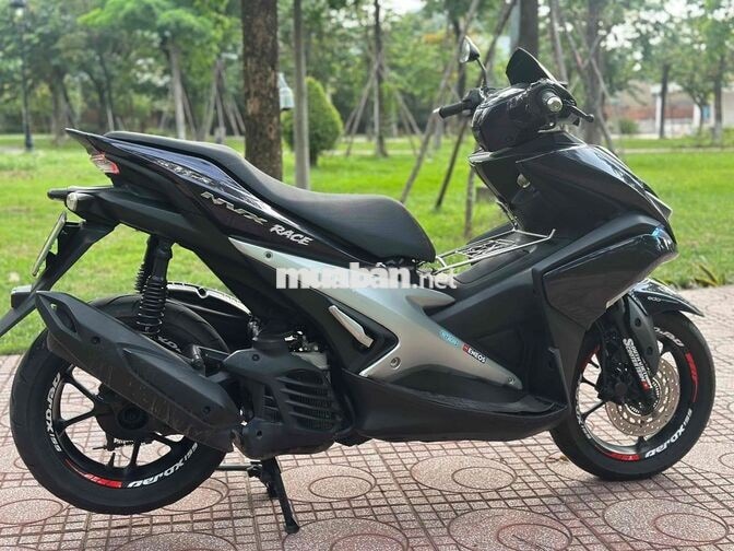 Yamaha NVX 125 Tím Bạc