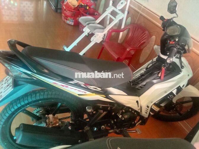 Yamaha Exciter Trắng đen 49-X1 016.16