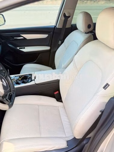 VinFast VF8 Plus 2023 Bạc 6.9 vạn km