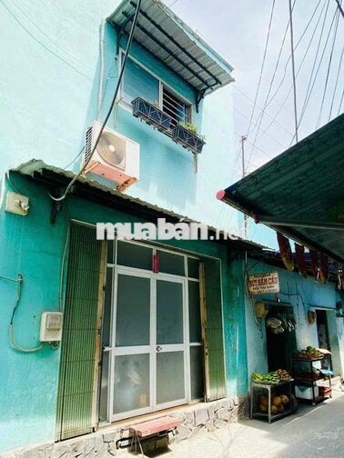 Cho thuê nhà nguyên căn, hẻm rộng, quận 7