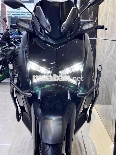 Yamaha XMAX 300 2024 Đen