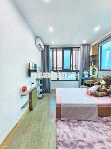 CHDV Full Đồ ngay Trần Duy Hưng, Ô Tô ĐỖ Cửa