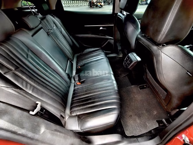 Bán rẻ PEUGEOT 3008 model 2020 Zin rất đẹp như mới. Hoặc đổi xe lớnhơn