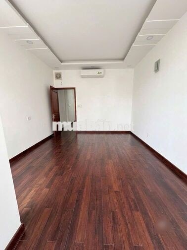 SIÊU HOT KHU VĂN PHÒNG- 31D Út Tịch, P4, Tân Bình- 4x20m,4 Tầng, 320m2