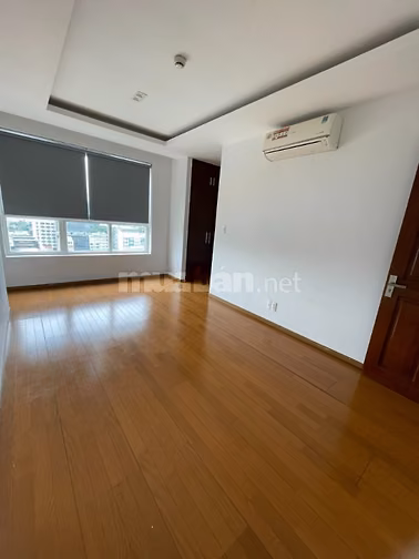 Penhouse  Central Plaza-Phạm văn Hai 3p ngủ, 4wc, giá 19tr/tháng.