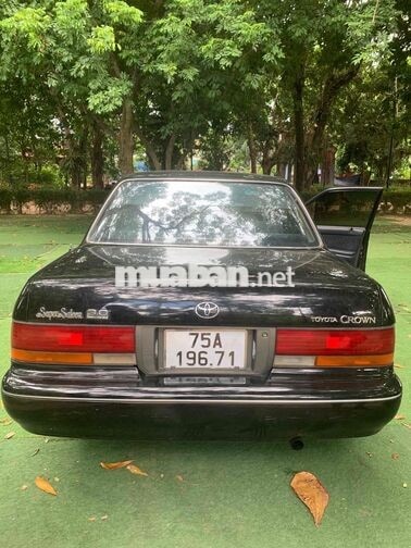 Toyota Crown 1994 Đen 5 chỗ