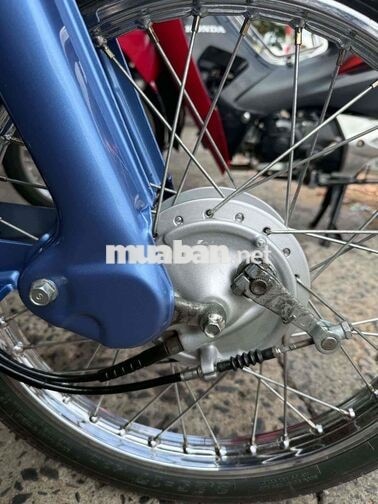 Honda Cub 82/50 Xanh Trắng -Vô xác cam hơn 40tr