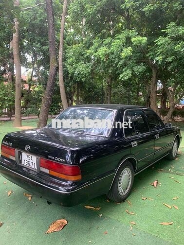Toyota Crown 1994 Đen 5 chỗ