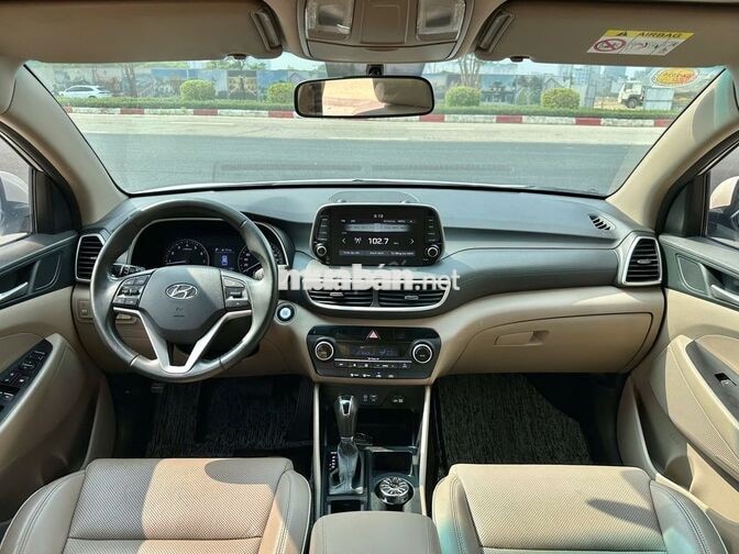 Hyundai Tucson 2021 bản AT tiêu chuẩn-80000km