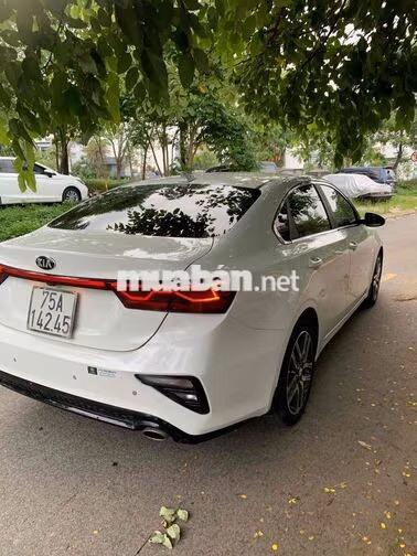 Kia Cerato 2018 Trắng Tự động Xăng