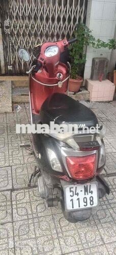 Xe tay ga SYM Nữ Đen, Đỏ