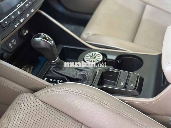 Hyundai Tucson 2021 bản AT tiêu chuẩn-80000km