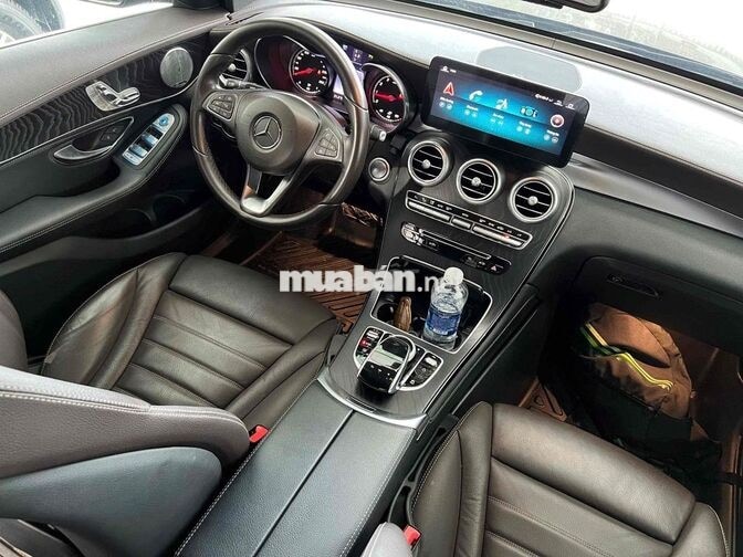 Mercedes GLC300 4MATIC 2016 Đen 67.000km