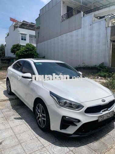 Kia Cerato 2018 Trắng Tự động Xăng
