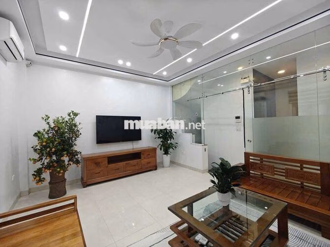 Cho thuê nhà nguyên căn ngõ 322 Mỹ Đình