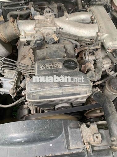 Toyota Crown 1994 Đen 5 chỗ