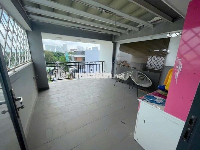 Nhà 1 Trệt 3 Lầu 4PN 4x16m Mặt Tiền Đường Số Phường Tân Phong Q.7