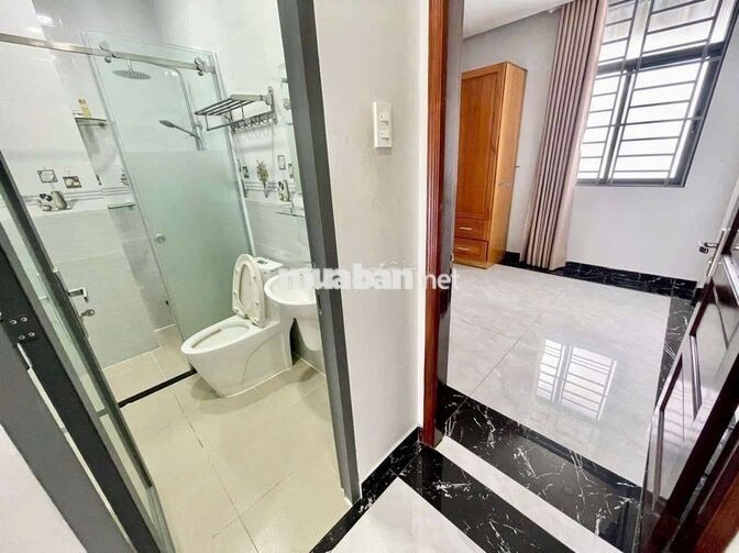 Nhà 1 Trệt 3 Lầu 4PN 4x16m Mặt Tiền Đường Số Phường Tân Phong Q.7
