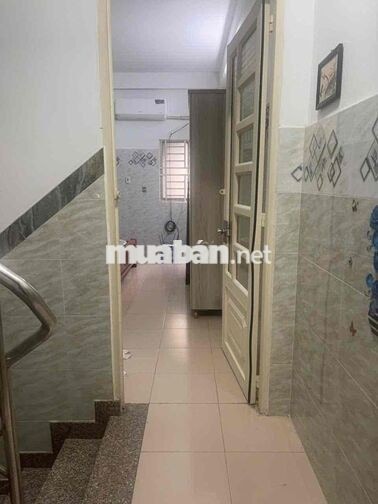 Cho thuê phòng có gác, nội thất đầy đủ ở Phú Nhuận
