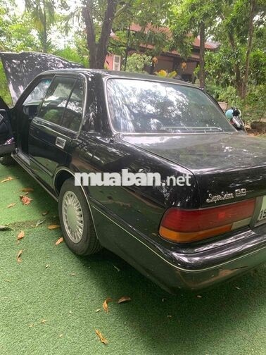 Toyota Crown 1994 Đen 5 chỗ