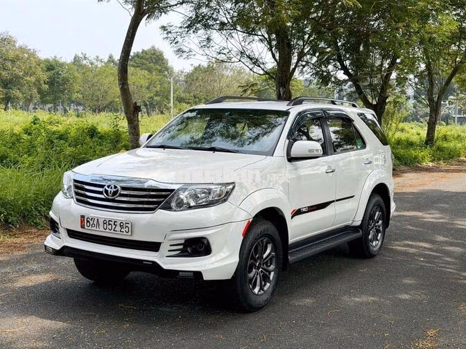 Toyota Fortuner TRD 2016 Trắng 116.000 km