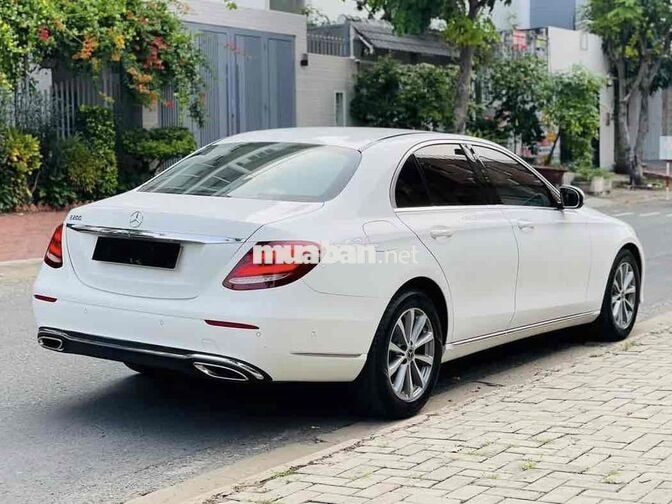 Mercedes E200 2019 Lướt 31.000km