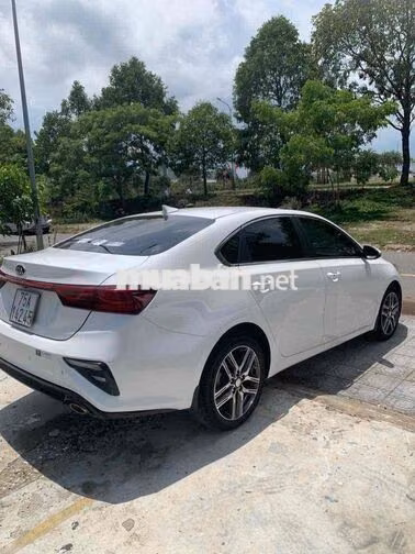 Kia Cerato 2018 Trắng Tự động Xăng