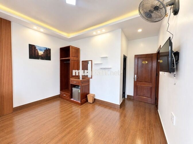CHO THUÊ CĂN HỘ STUDIO CÓ BAN CÔNG LÊ THÁNH TÔN GIÁ 4 TRIỆU/THÁNG