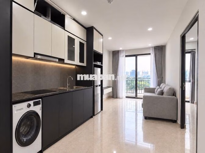 KHÓ TIN!!! 1n1k 40m2 6x, nhà mặt đường giặt riêng, ban công Xuân Đỉnh